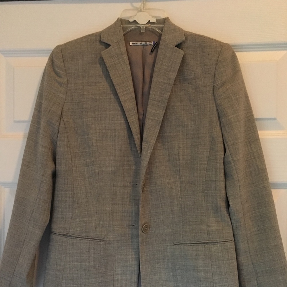 Max Studio gray business suit blazer